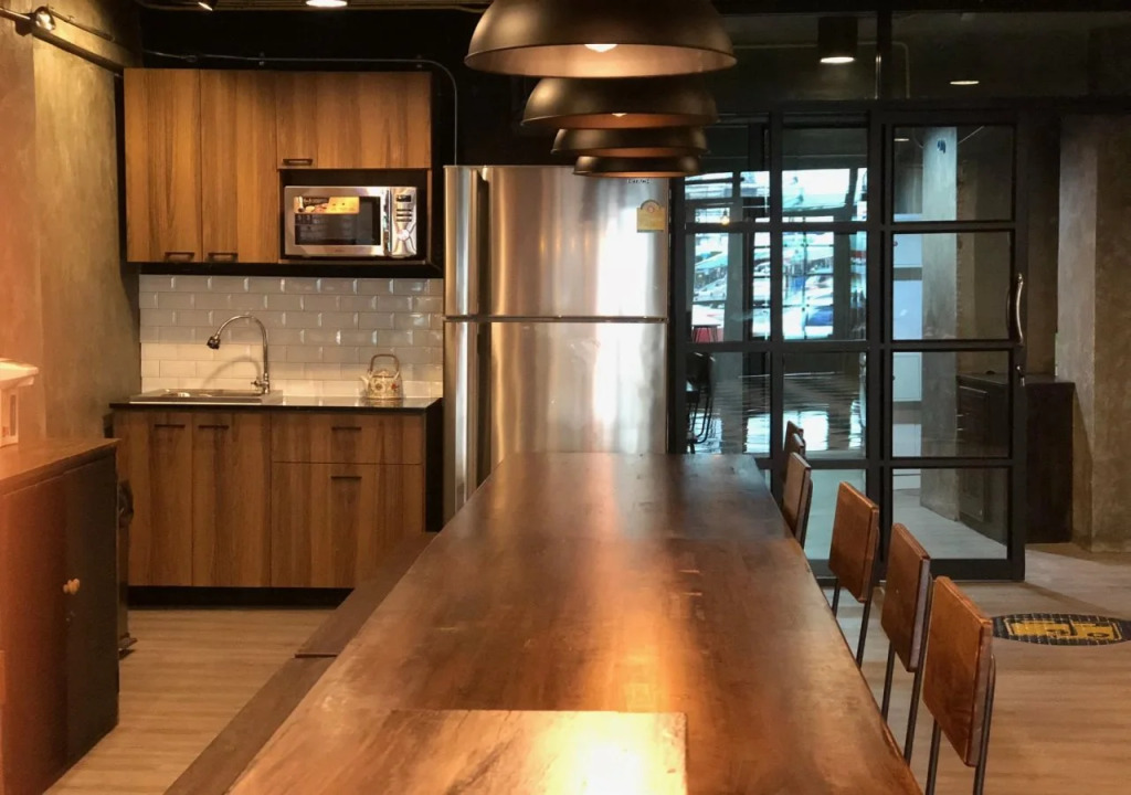 Sleepover Hostel Bangkok