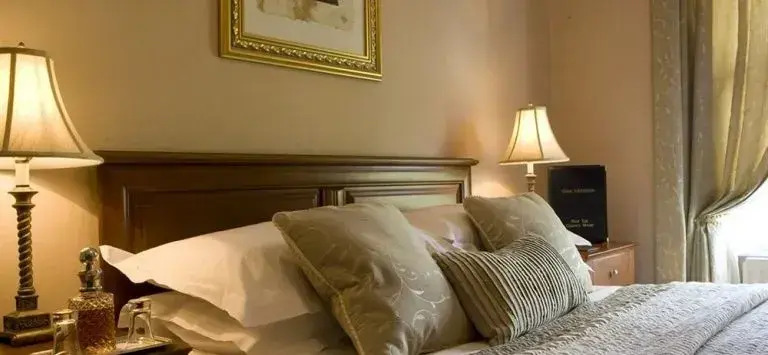 West Vale Country House