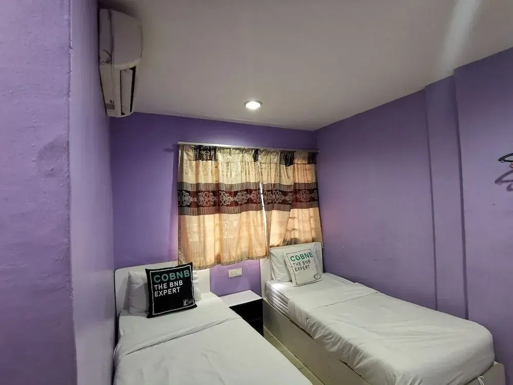Hotel Dragon Inn