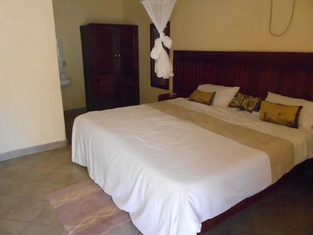 Naluzip Guest House