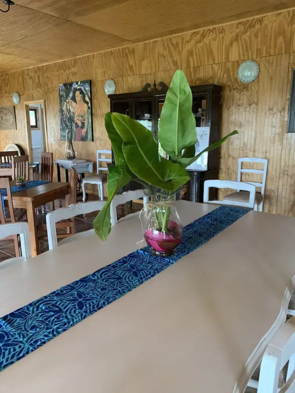 Teanehi Bed & Breakfast