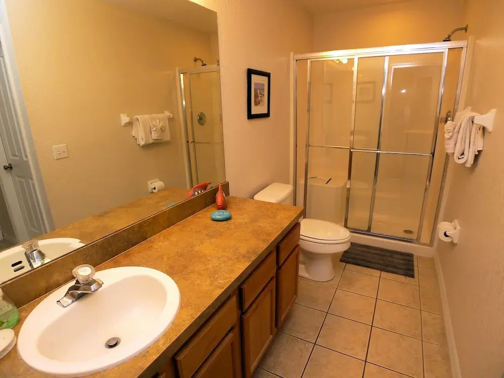 5 BED Resort Pool Home ON Gated Community
