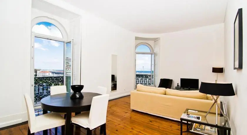 Santos River Apartments Lisbon