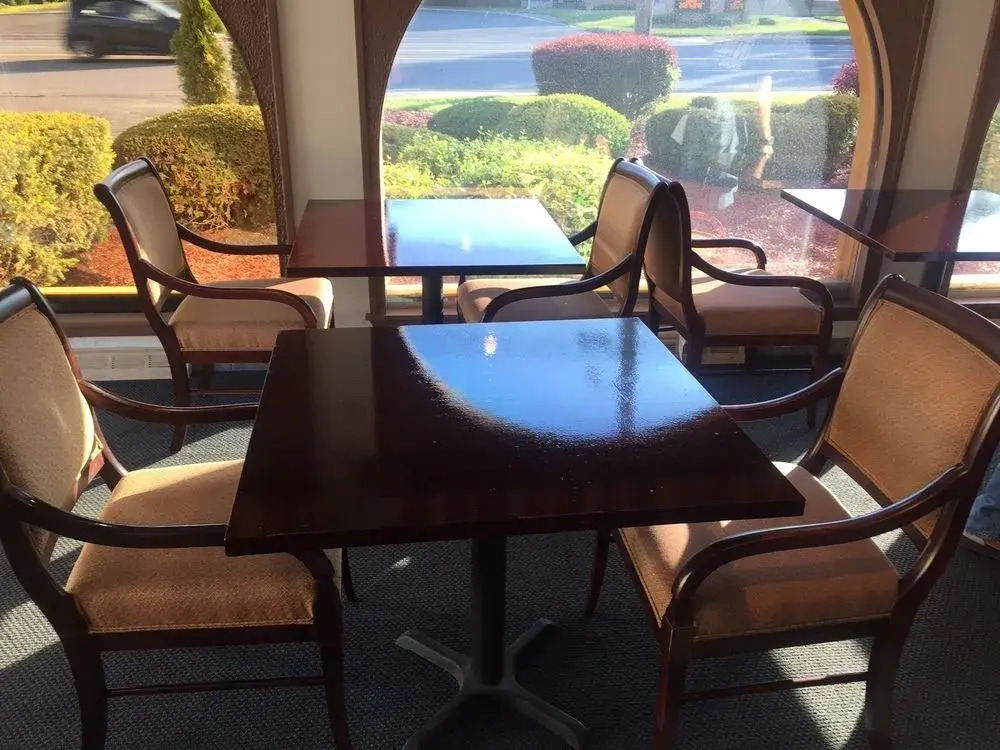 Red Carpet Inn & Suites - Albany Airport