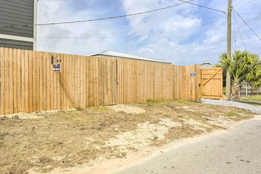 Panama City Beach Vacation Rental: Bikes Provided!