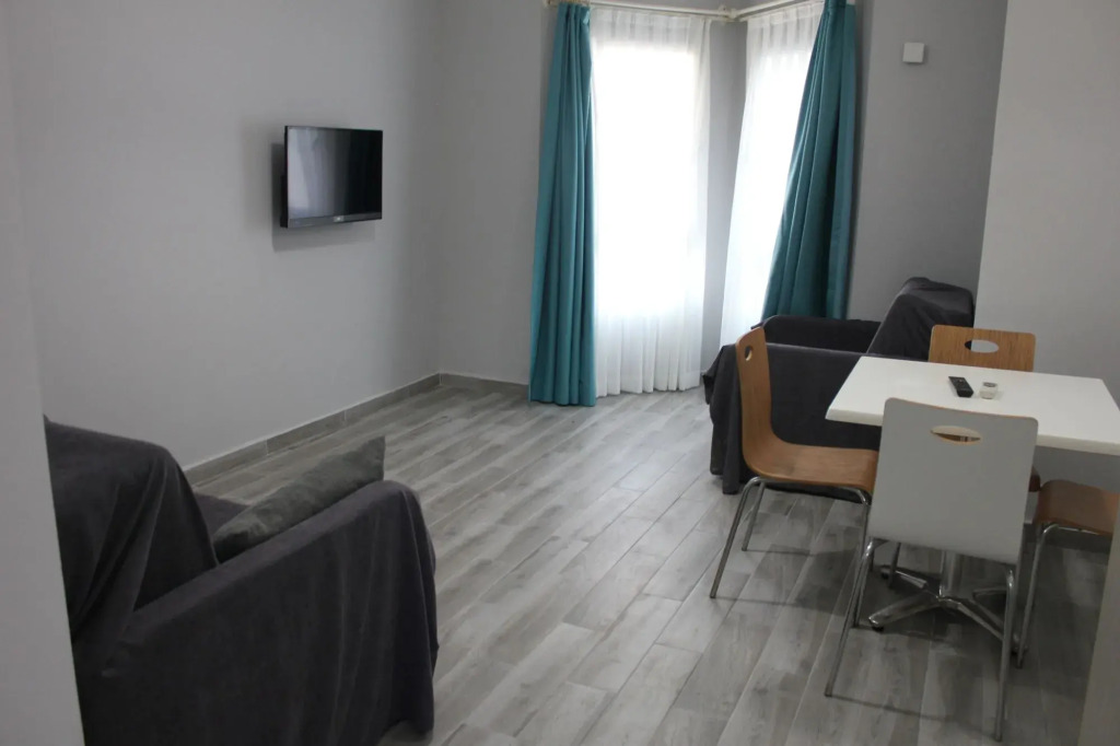 M2 Hotel