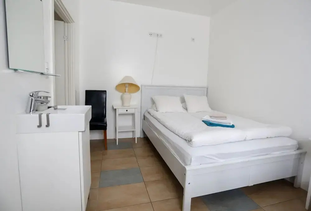 Summerday Guesthouse