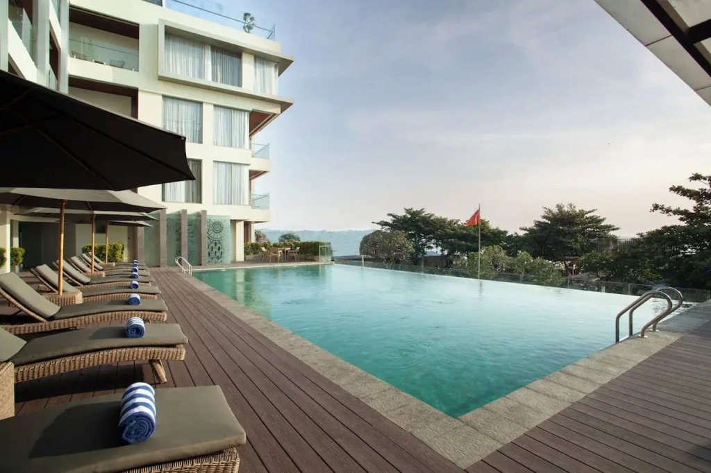 Platinum Hotel Jimbaran Beach Bali