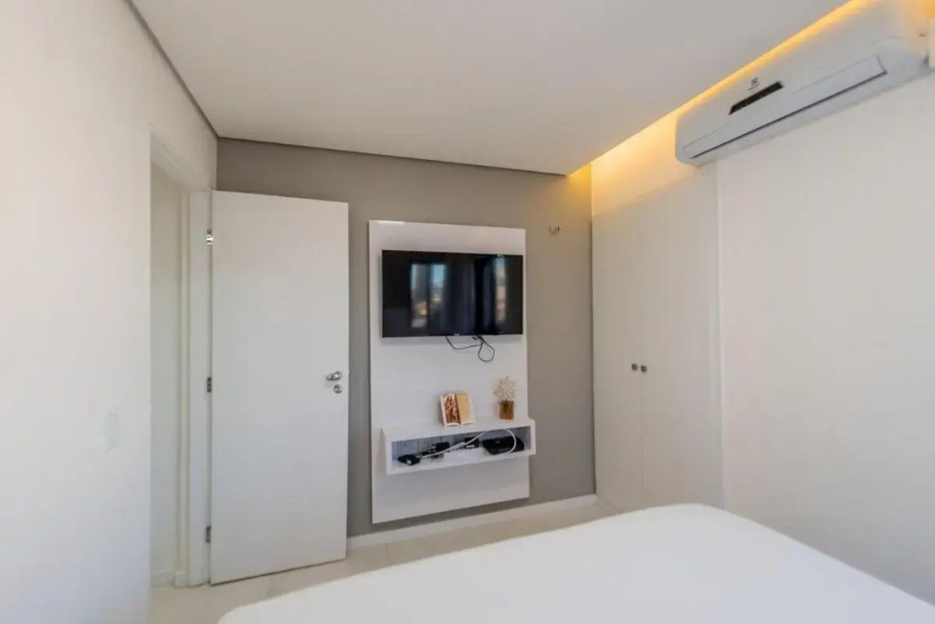 507 Lindo Flat mobiliado com vista lateral mar na Praia de Iracema