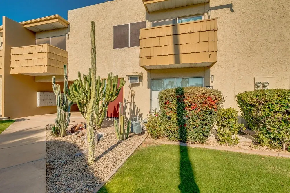 Camelback House 1 Bedroom 1 Bathroom Condo