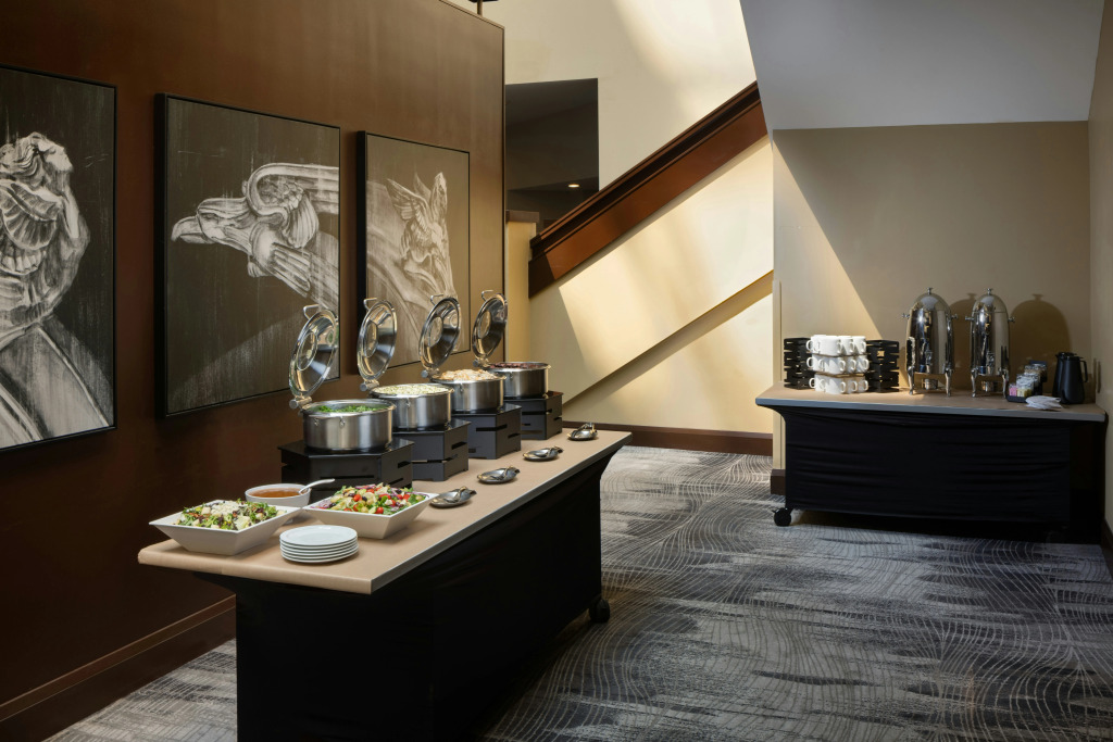 Embassy Suites by Hilton Detroit Troy Auburn Hills