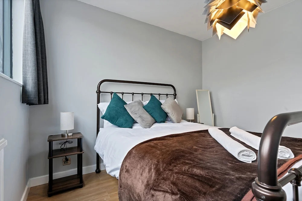 Kensington 3 Bedroom Flat Close2subway