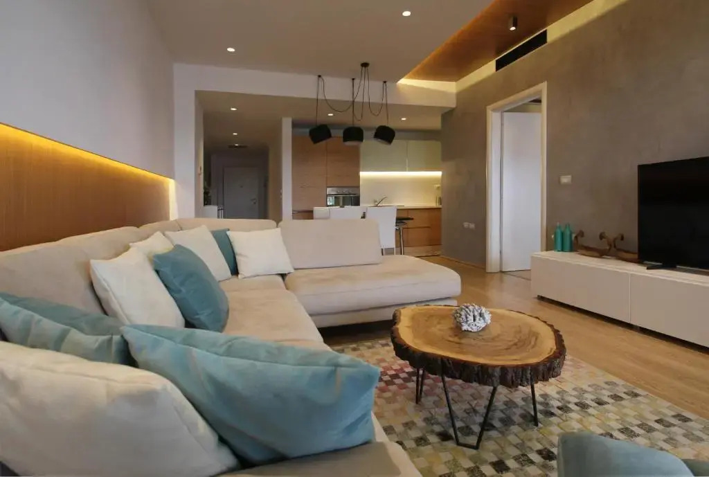 Belleview Apartment