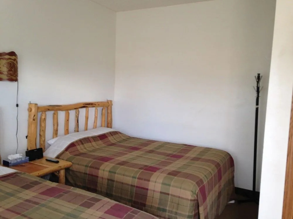 Bears Den Lodge