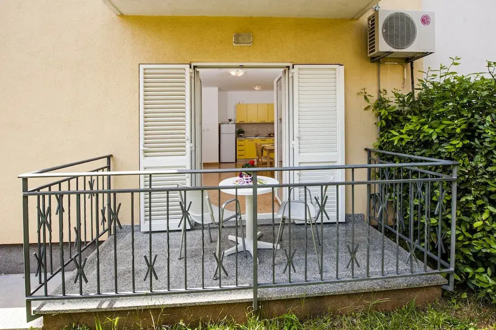 Apartments Bella