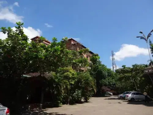 Pagoda Heritage Inn