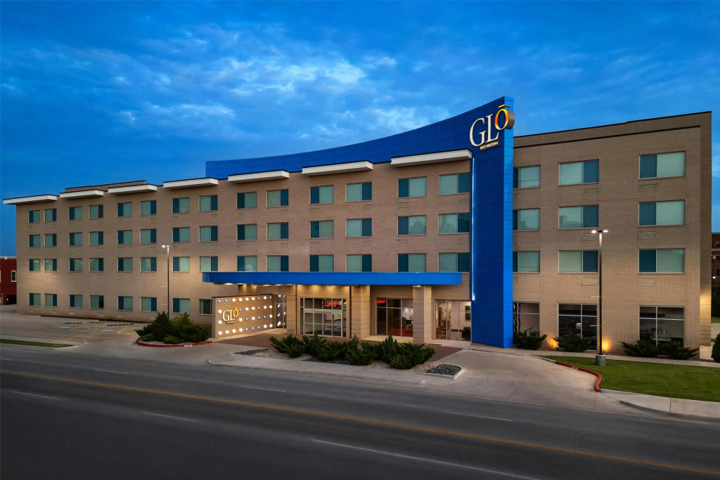 GLō Best Western Enid OK Downtown - Convention Center Hotel