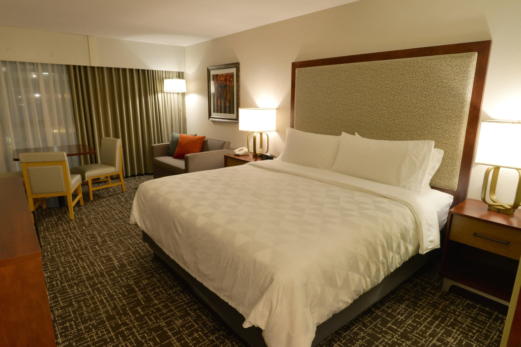 Holiday Inn Hotel & Suites Minneapolis-Lakeville by IHG