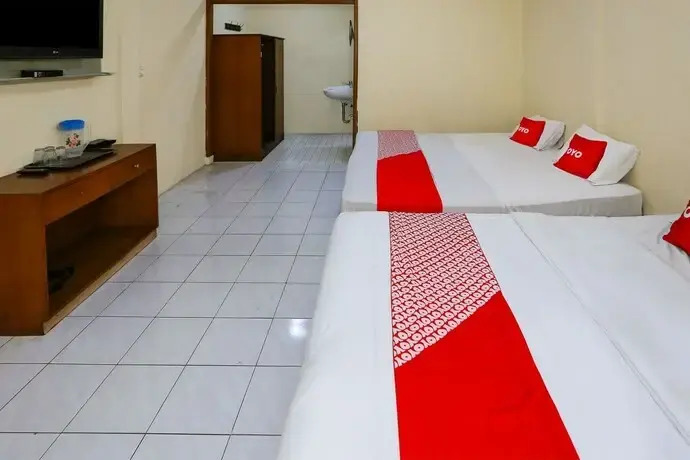 Hotel O Gondangdia Near Dairyland Mountain View