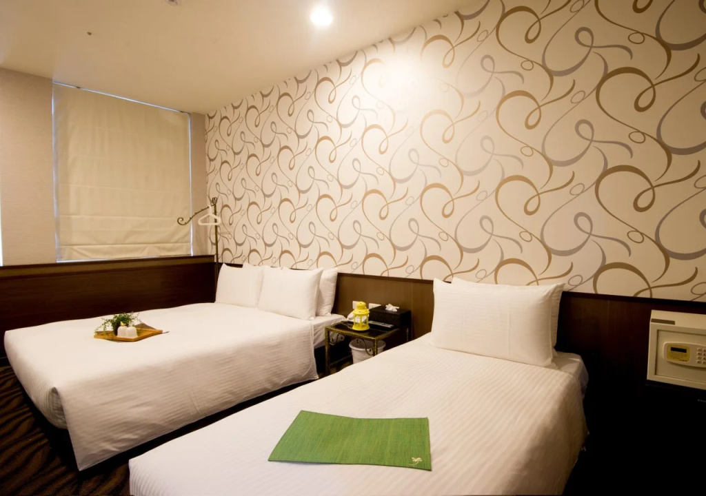 Ximen Holiday Fun Hotel