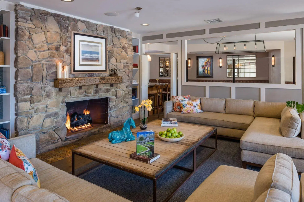 The Westport Inn, an Ascend Hotel Collection Member