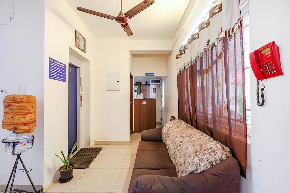 FabHotel Tristar Residency - Tambaram
