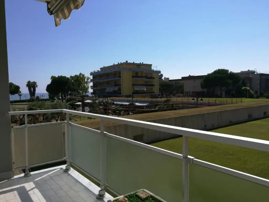 Luminoso appartamento sul mare