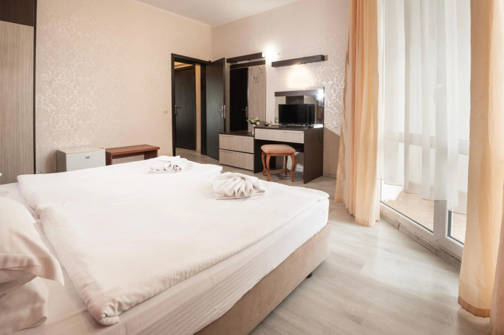 Lotos Hotel
