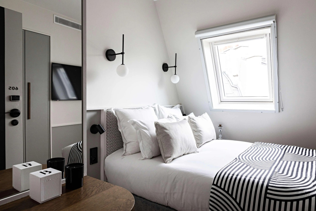 Best Western Premier The Blake Paris Gare Saint Lazare