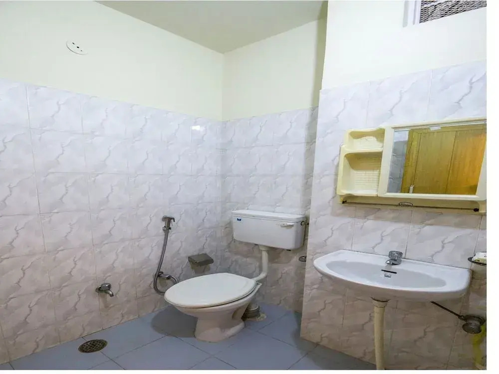 OYO 13790 Hotel Satya Regency