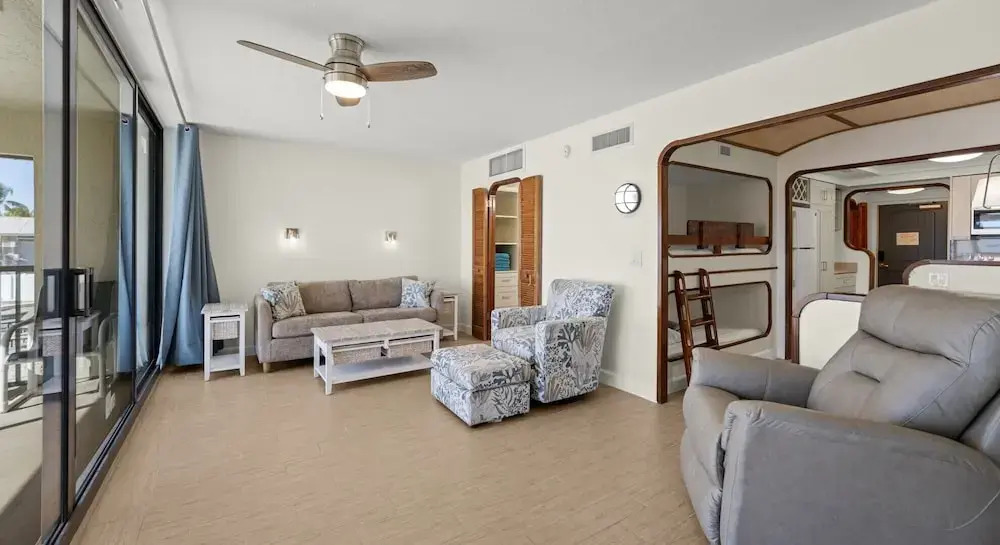 Mariners Boathouse and Beach Resort by CoolVacay