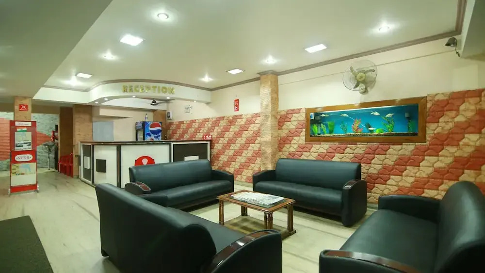 OYO 4824 Hotel Star