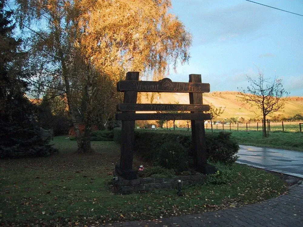 Wein- und Gästehaus Fries