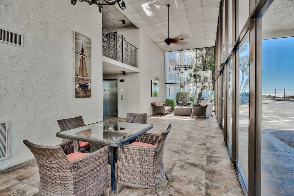 435 El Matador 1 Bedroom Home by RedAwning