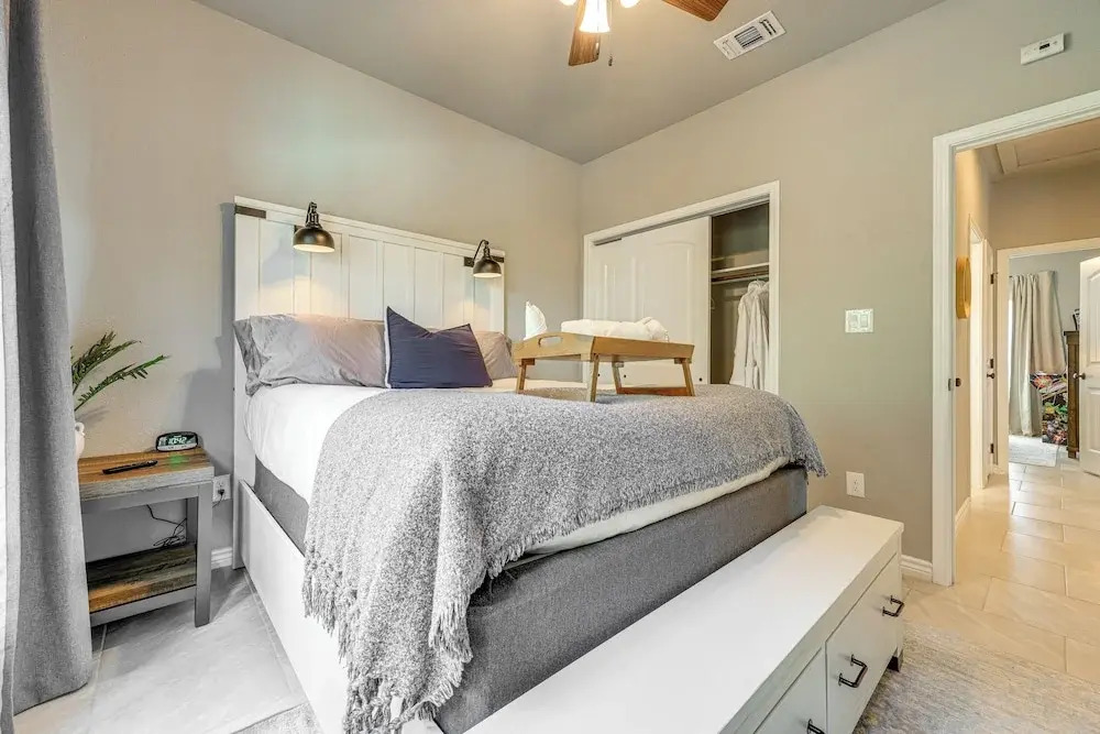 Canyon Lake Home w/ Private Pool, Hot Tub & Sauna!