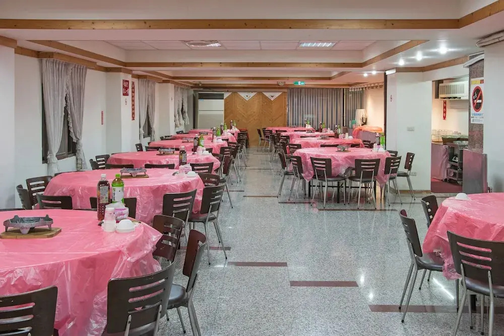 Tong Pu Hotel