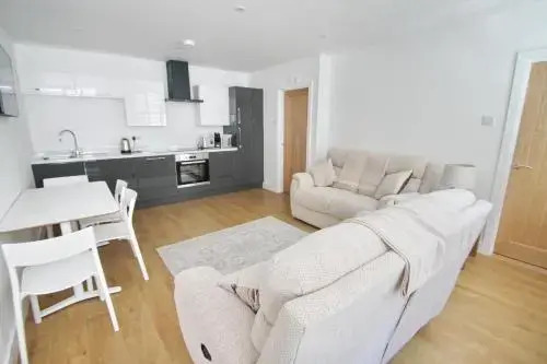 Court Side Apartment