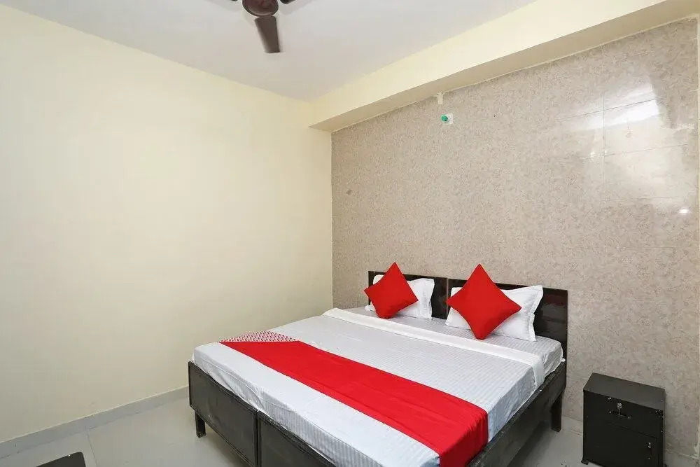 OYO 44809 Hotel Dream Connect