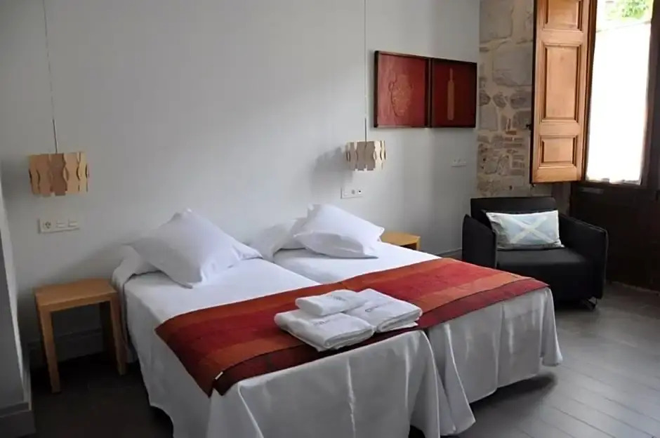 Emebed Posada