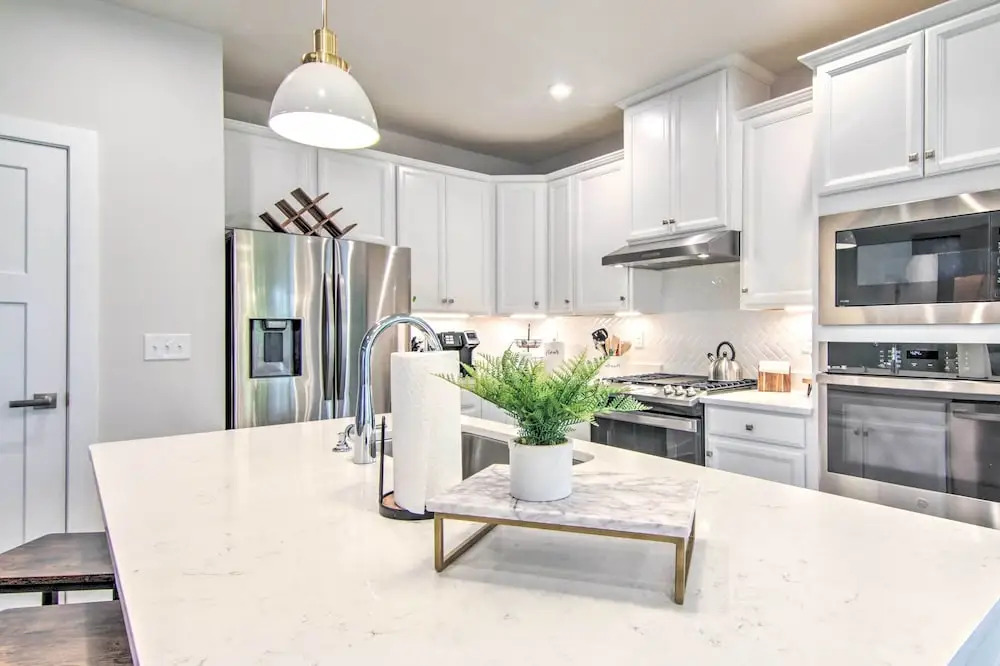 Family-friendly Home ~ 3 Mi to Bethany Beach!