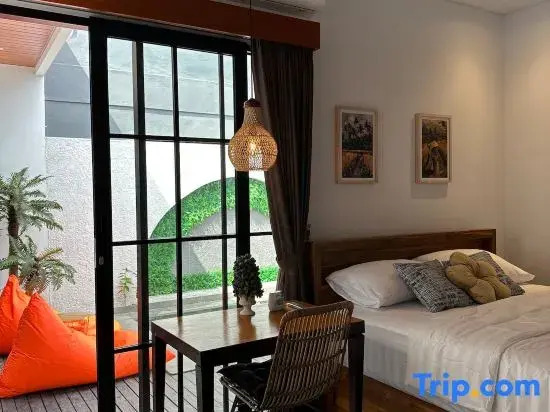 New Spacious Two Bedroom Pool Villa Near Sanur