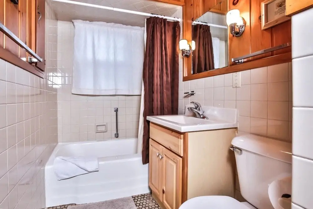 Maple - Serenity Bay Resort 3 Bedroom Cabin