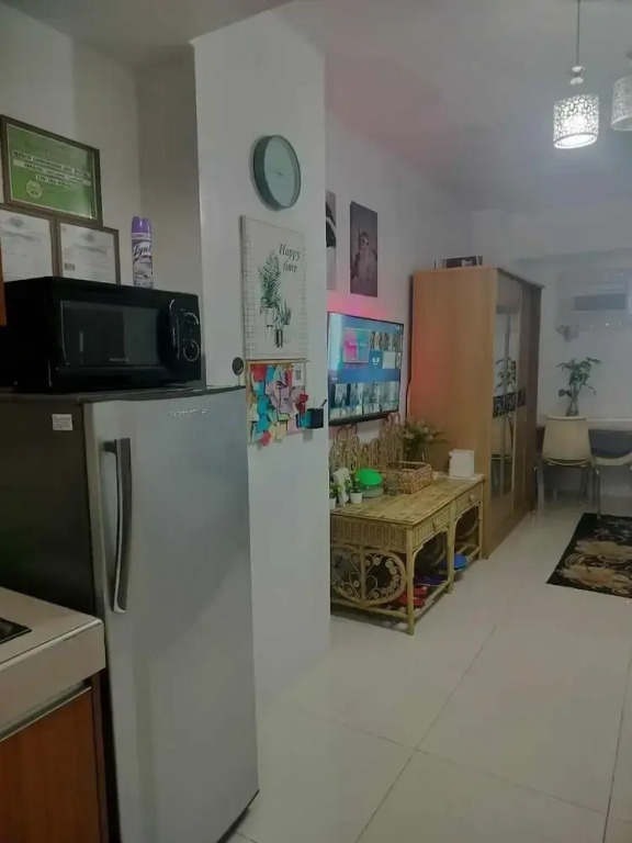 Luxurious Condo in Quezon City With Private Pool and City Views