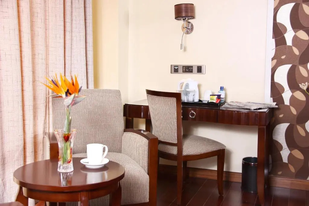 The White Rhino Hotel