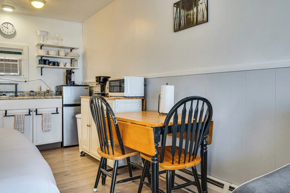 Oceanfront Studio on Oob, Steps From Downtown