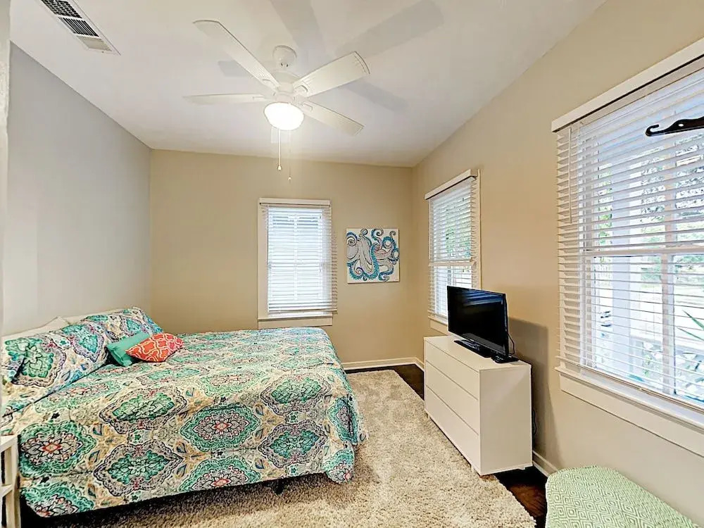 31st Beach - 2 Br Home