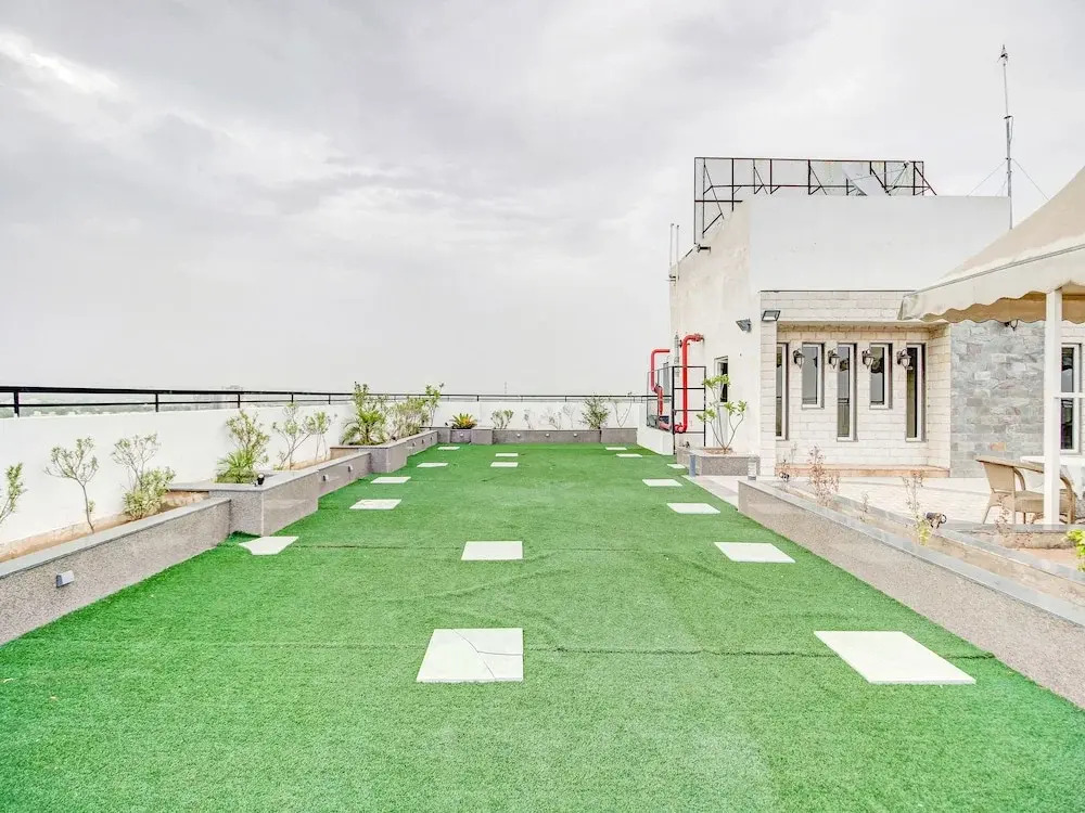 Urbanite by OYO Rooms