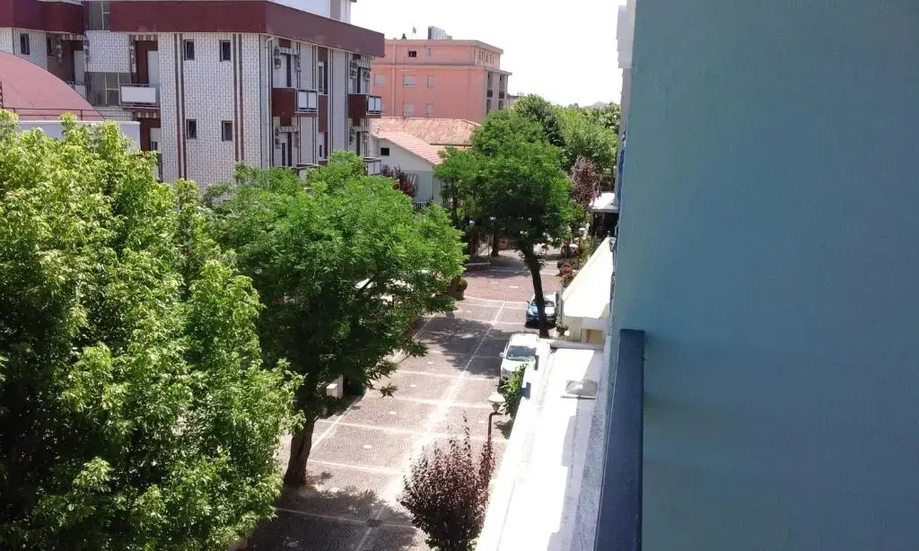B&B - Meuble - Hotel " CORDIALE "