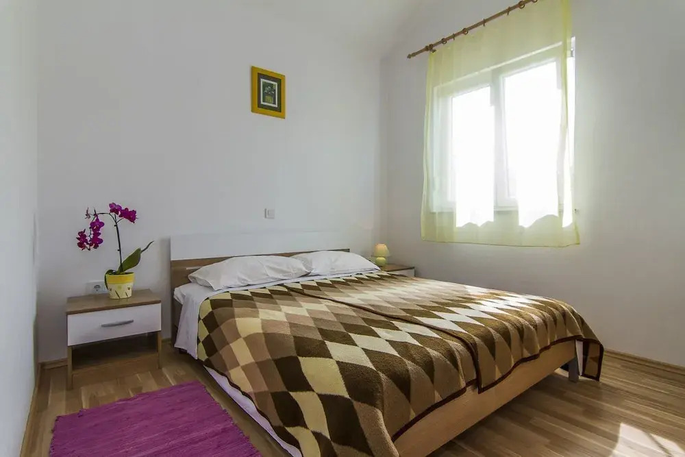 Apartments Ivica