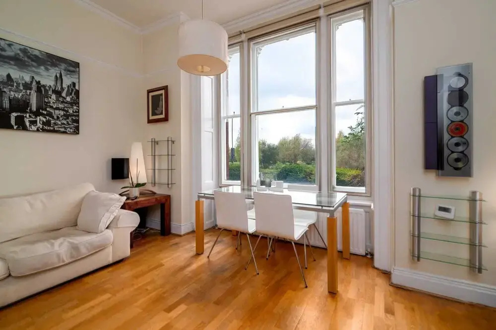 Guestready - Beautiful 2-bedroom Apartment Overlooking Clapham Common